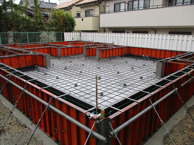 ベース・ワイ基礎工事事例1