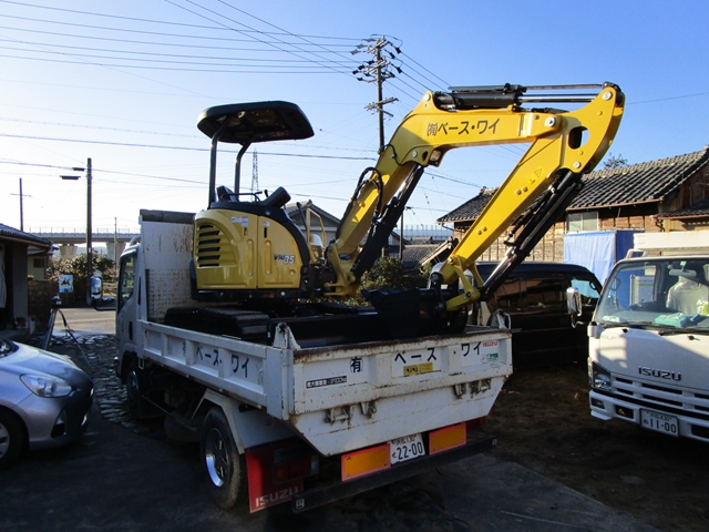 ベース・ワイ重機